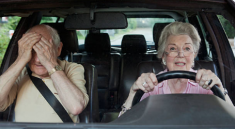 seniors conduire voiture